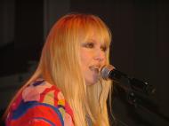 瑪莉萊‧羅多維次